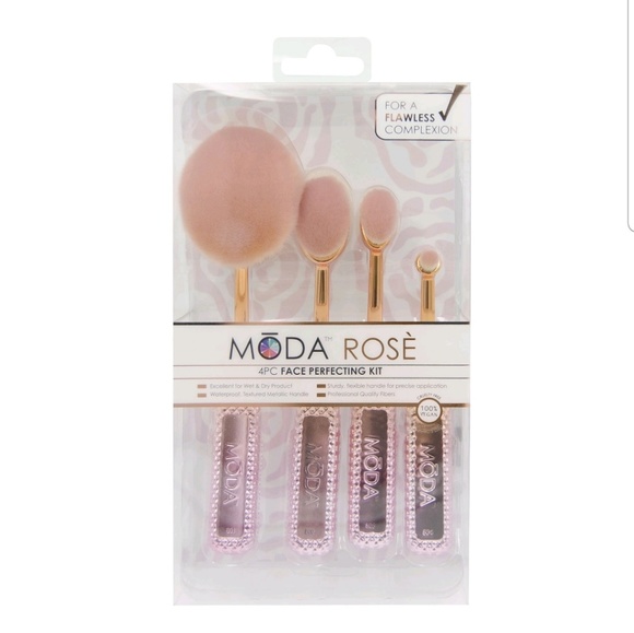 MODA ROSÈ 4Pc Face Perfecting Brush Kit - Picture 3 of 6